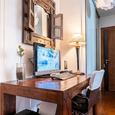 Aux Portes De La Vieille Apartment